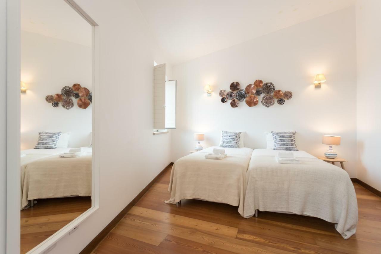 Alfama Modern Two-Bedroom Apartment W/ River View And Parking - By Lu Holidays Lisboa Eksteriør billede